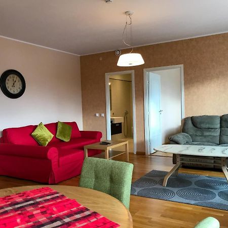 Large, Comfortable, Quiet - Luxury Apartment Minutes From Old Town Tallin Exterior foto